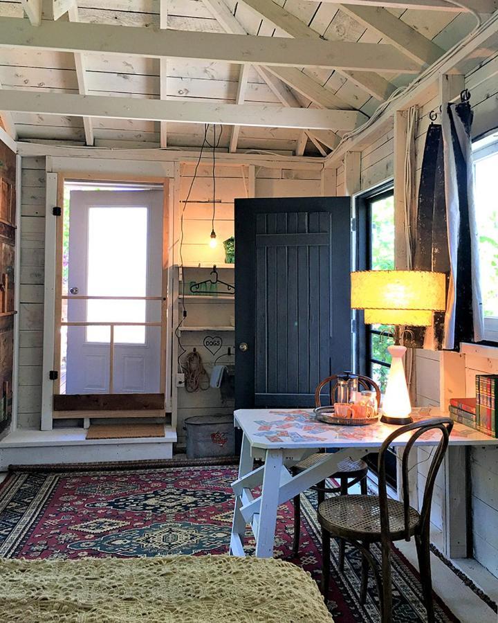 Locust & Starr Bed & Breakfast